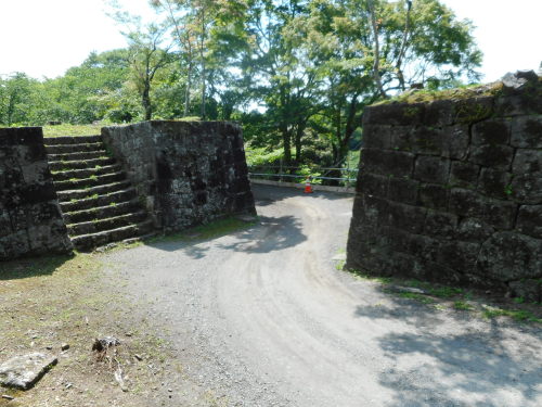 岡城三の丸太鼓櫓 (2).JPG