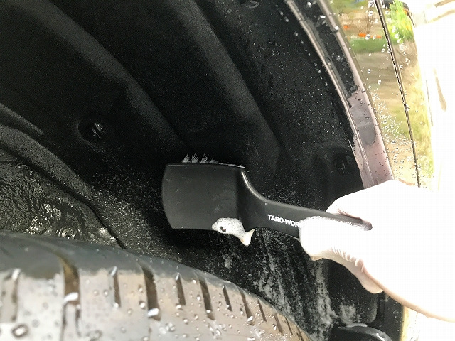 タイヤホイール洗浄を タロウワークス の5つのアイテムで簡単きれいにする 新型ハリアーとlucilyの気ままなブログ 楽天ブログ