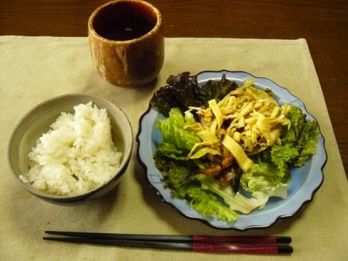 P1750573 (640x480)140519昼食　豆御飯とシシャモの丸干しと薄焼き卵.jpg