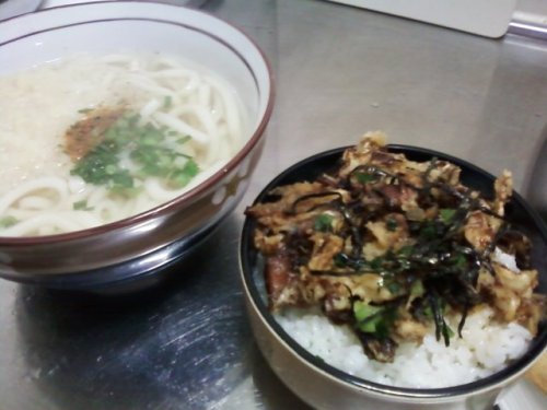 26かき揚げ丼とたぬきうどん.jpg