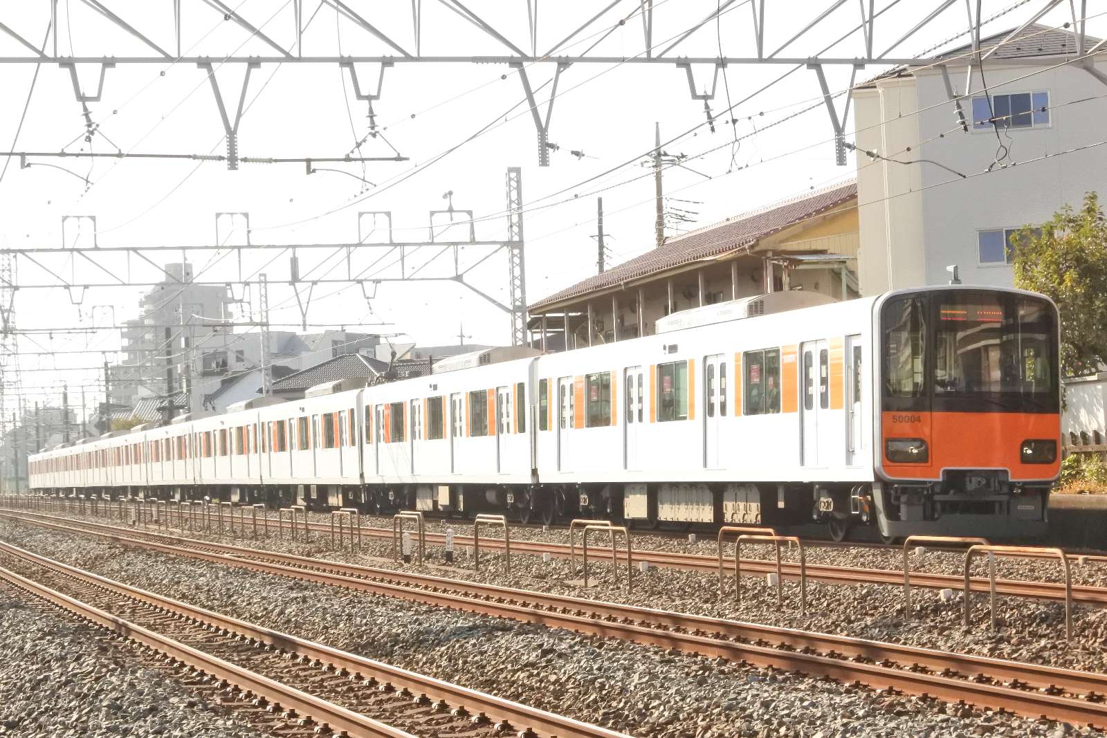 山手線E231系4600番台と東武50004Fに遭遇 | 花見友紀の「鉄道のある
