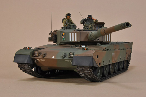 type90_20120316-01.jpg