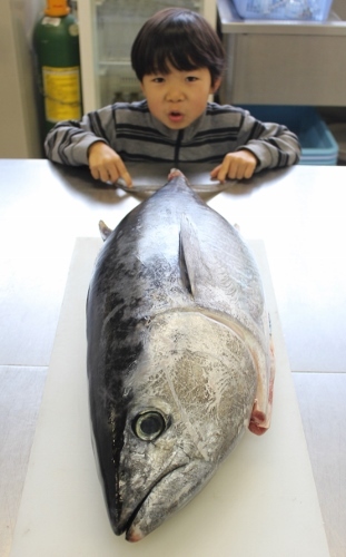まぐろと三男.jpg