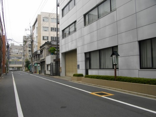 旧猿若町守田座跡 (500x375).jpg