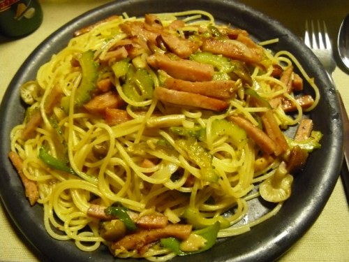 P1770106 (640x480)140726夕食　ゴーヤーとスパムを使ったスパゲティ.jpg