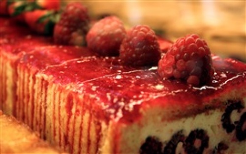 Sweet-food-strawberry-cake-dessert_s.jpg