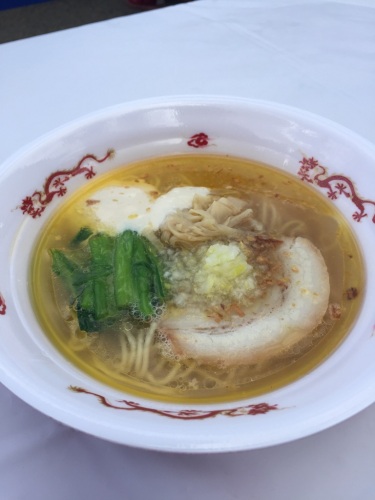 黄金の塩らぁ麺 ドゥエイタリアン