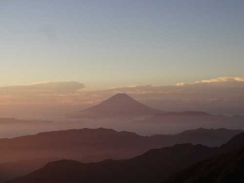 朝焼けと富士山.jpg