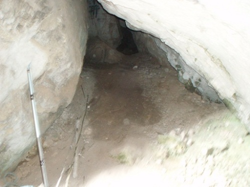 穴小屋出口.jpg