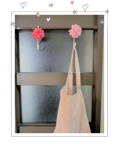 100円ショップ　ダイソー　つっぱり棒　S字フック