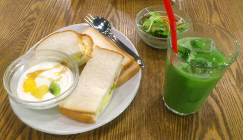 Green Cafe3.jpg