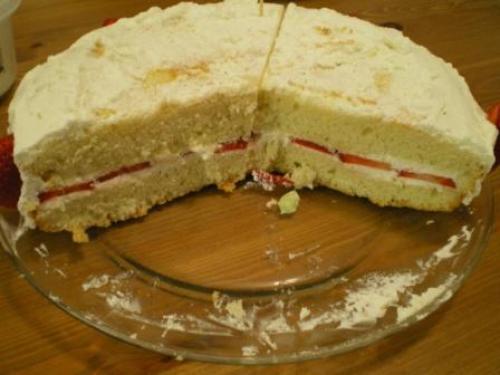 クリスマスケーキ3段目中身.JPG