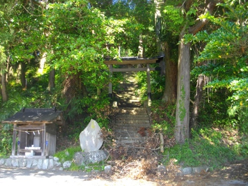 矢倉岳白山神社.JPG