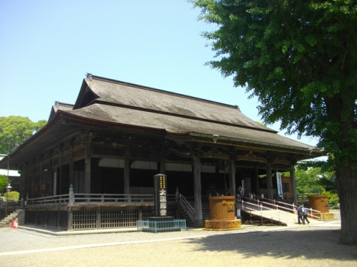 中山法華経寺大祖師堂.JPG