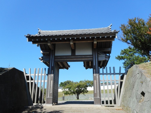 松前城天神坂門.JPG