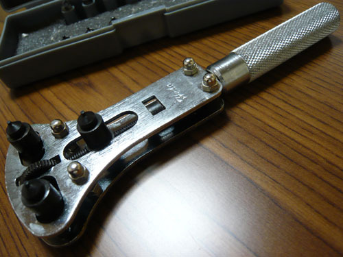 watch_opener.jpg