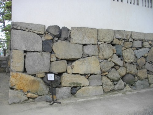 高松城水手御門月見櫓石垣 (1) (500x375).jpg