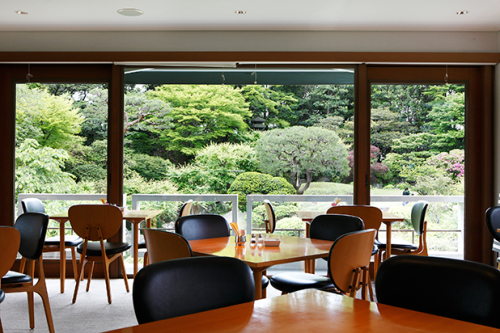 「2015東京の庭園カフェ六本木　国際文化会館」.jpg