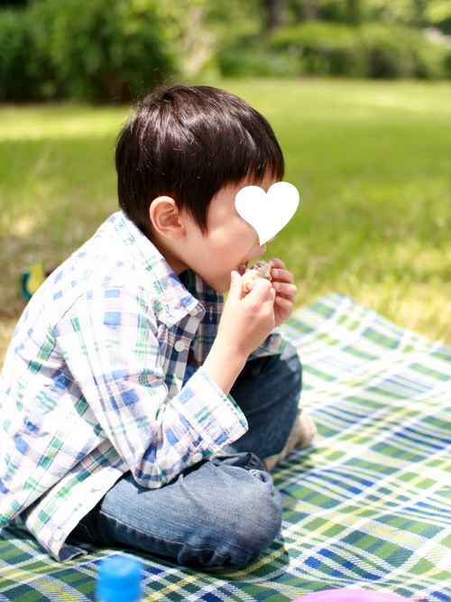 チキンにかぶりつき