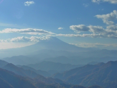 塔ノ岳山頂 (8) (500x376).jpg