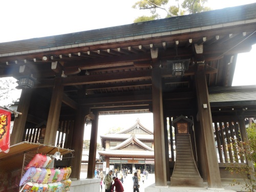 寒川神社南門.JPG