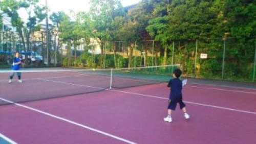 親子テニス.jpg