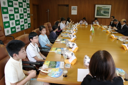 2013_08_20_川崎ｼﾞｭﾆｱ文化賞親善訪問団歓迎式_057.JPG