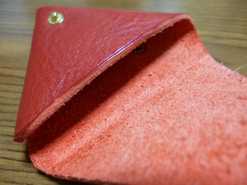 hiroki_italian_leather_coin_case_open.jpg