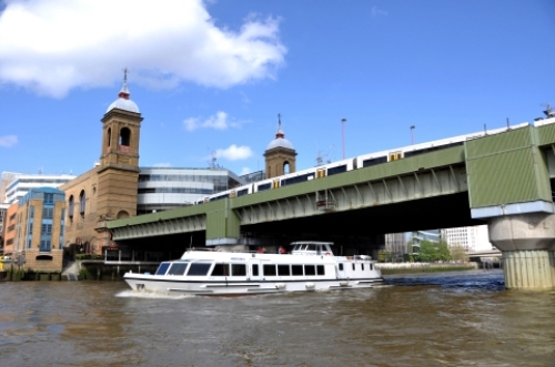 pict-テムズ川 12.jpg