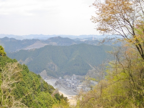 青梅丘陵雷電山 (5) (500x375).jpg