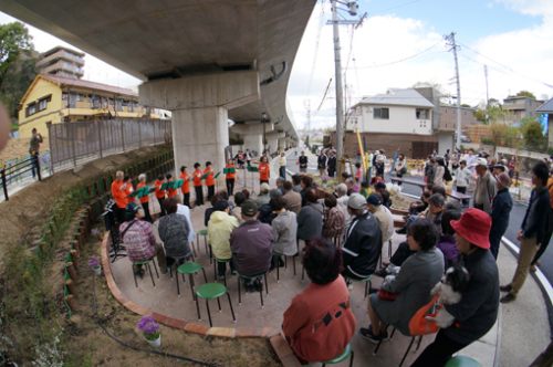 2013040812031963a.jpg