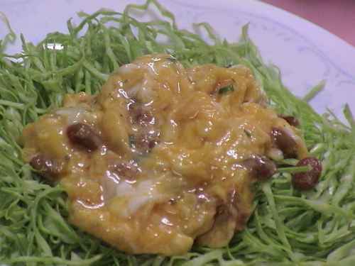 納豆オムレツとくるみパンとブレンディ　 (2).JPG