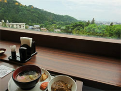 東鳳43.jpg