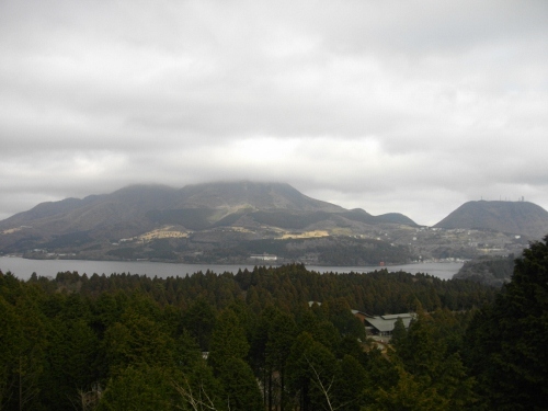 箱根外輪山箱根峠道の駅 (2) (500x375).jpg