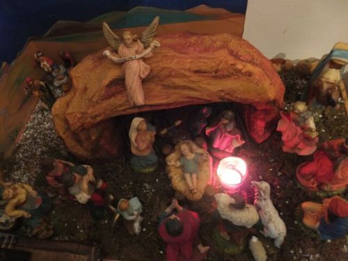 25 natale presepe.jpg