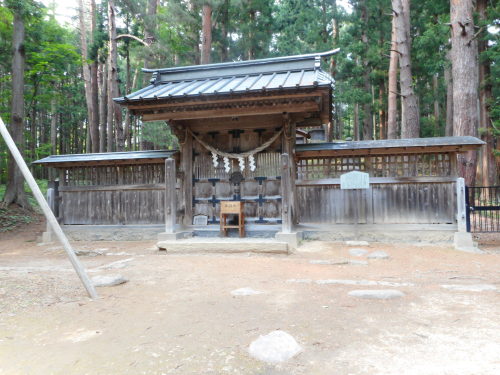 土津神社保科正之墓所.JPG