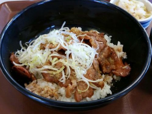 sukiya_h260922_03.jpg