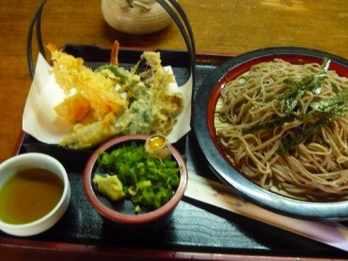 P1760386 (640x480)140627昼食　天ざる大盛り、小鮎の天麩羅.jpg