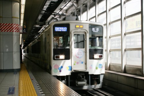 Tobu 634 Series SKYTREE Train