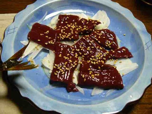 P1590770(640x480)夕食・レバサシ？と言うこんにゃくの刺身.jpg