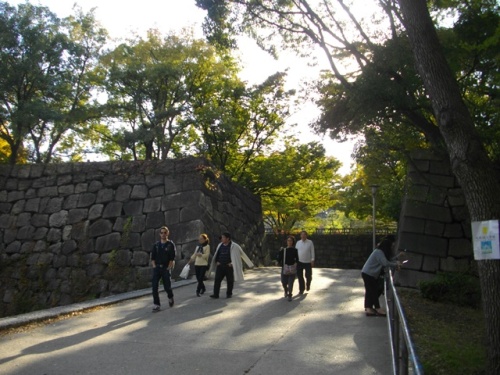 大阪城二の丸青屋門石垣.JPG