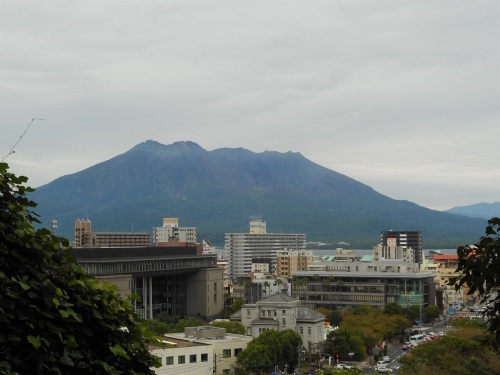 鹿児島城城山桜島.JPG