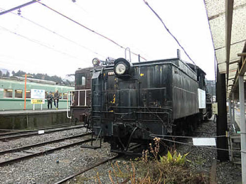 49616-02.jpg