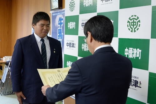 2015_09_25_「牛乳で乾杯」標語募集にかかる入選作品表彰式_004.JPG