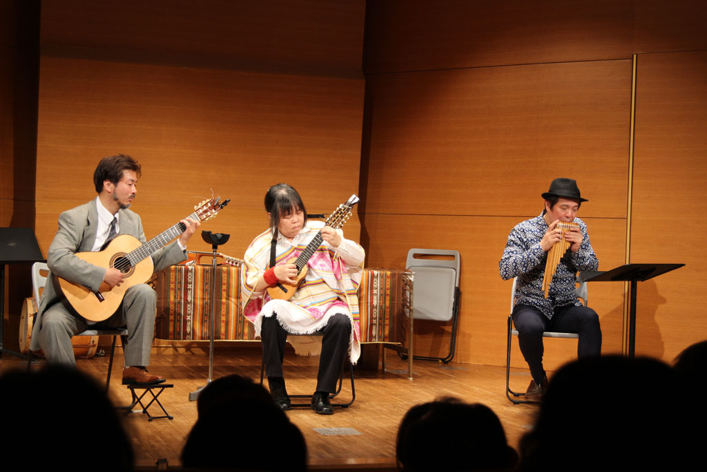 Charango2016051406.JPG