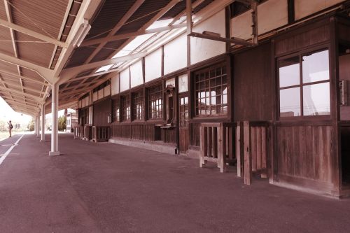 Platform of Taisha Station