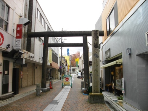 奥州街道郡山宿安積国造神社.JPG