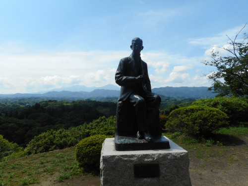 岡城二の丸滝廉太郎像.JPG