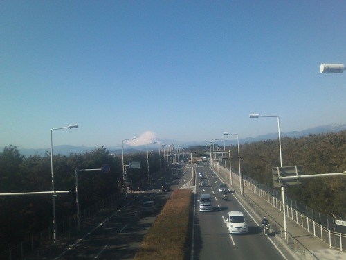 辻堂海浜公園陸橋から富士山.JPG