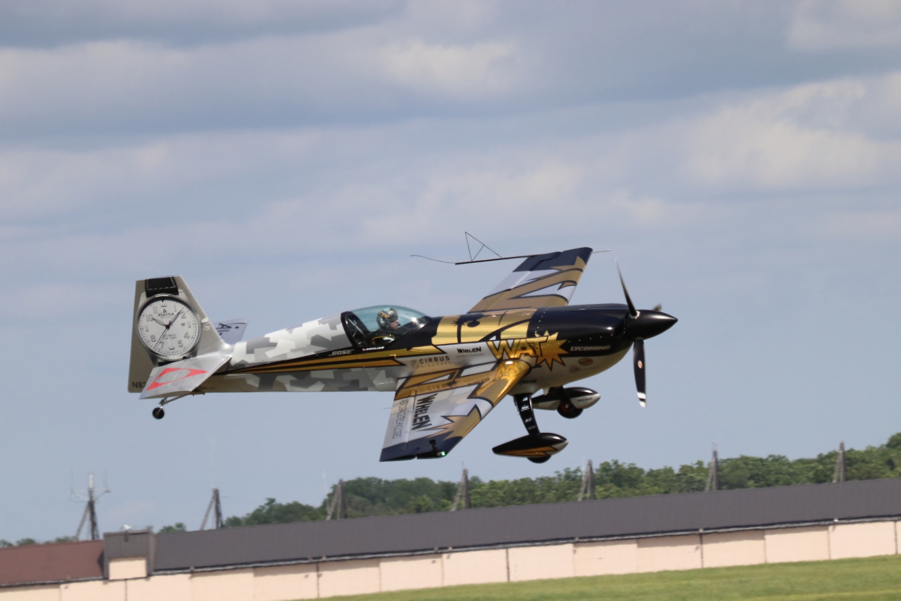 アンドリューズ航空ショー2019 Day1(Fri) ~マイケル・グーリアン Extra330SC & Shockwave Jet Truck